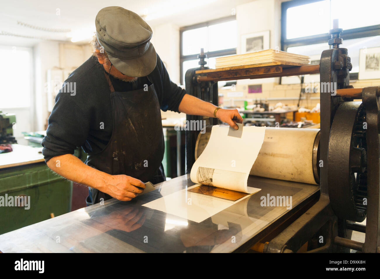 Deckle edge hires stock photography and images Alamy