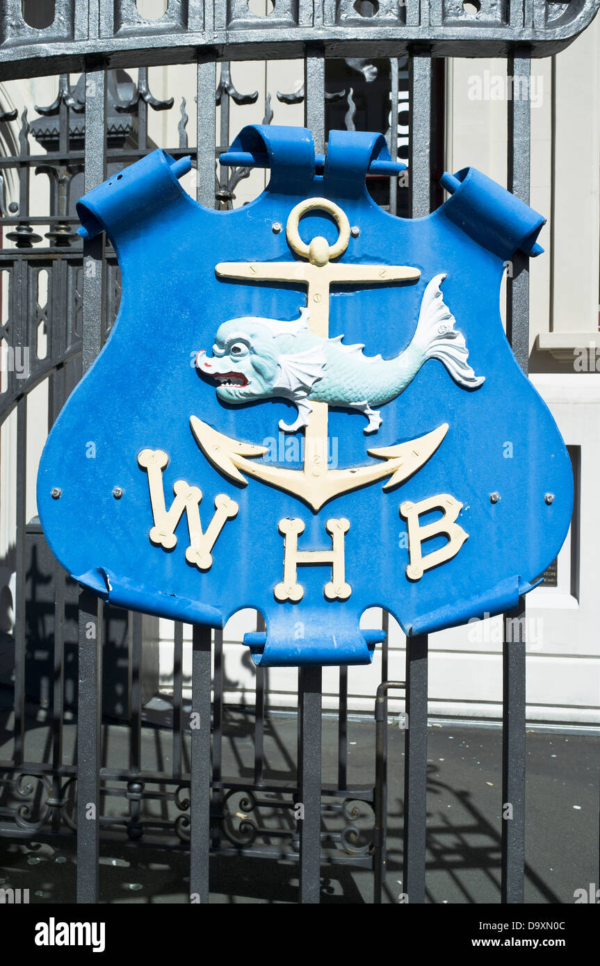 dh  WELLINGTON NEW ZEALAND Wellington Harbour Board sign shield at dock gates Stock Photo