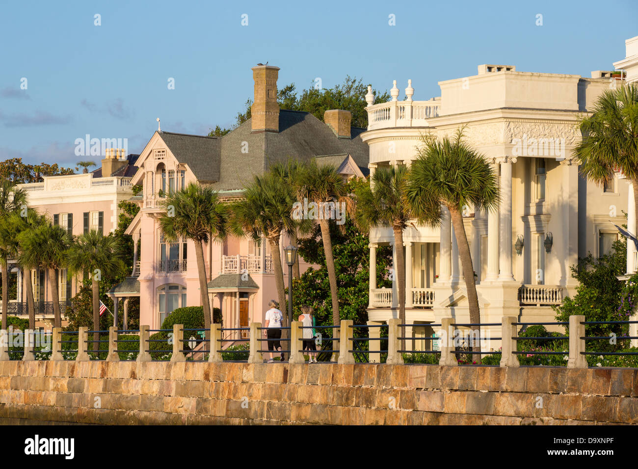 Antebellum houses south carolina hires stock photography and images