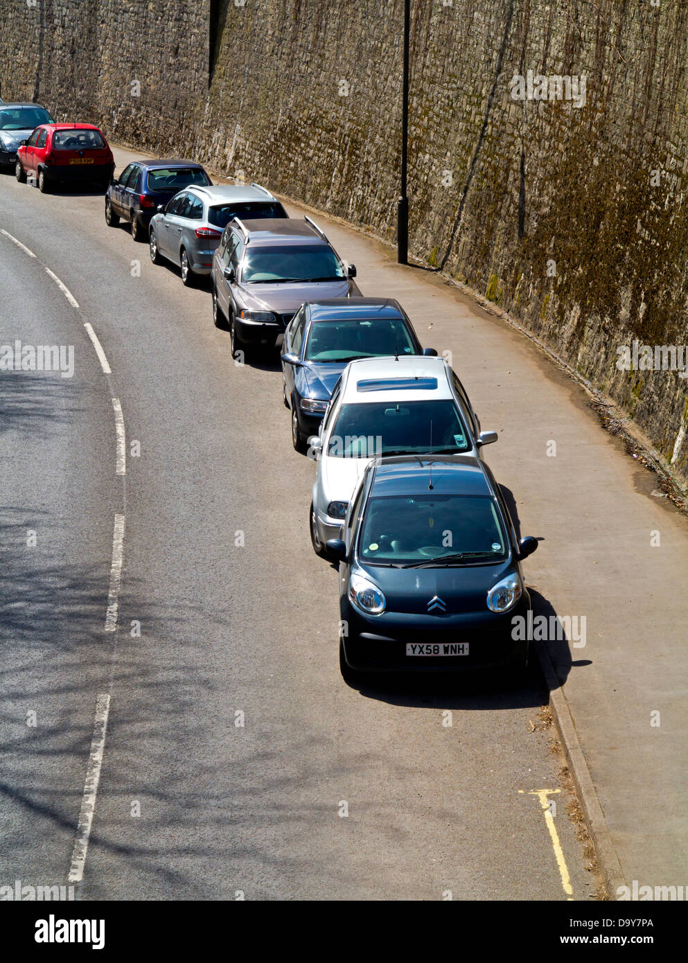 Car parked next park hi-res stock photography and images - Alamy