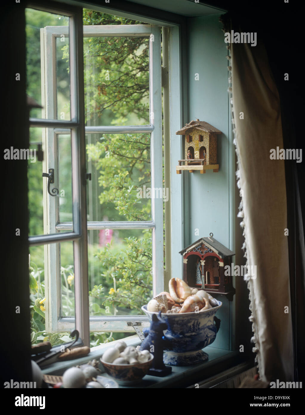 This Single Window to the Wall Holds the Secret You Never Knew