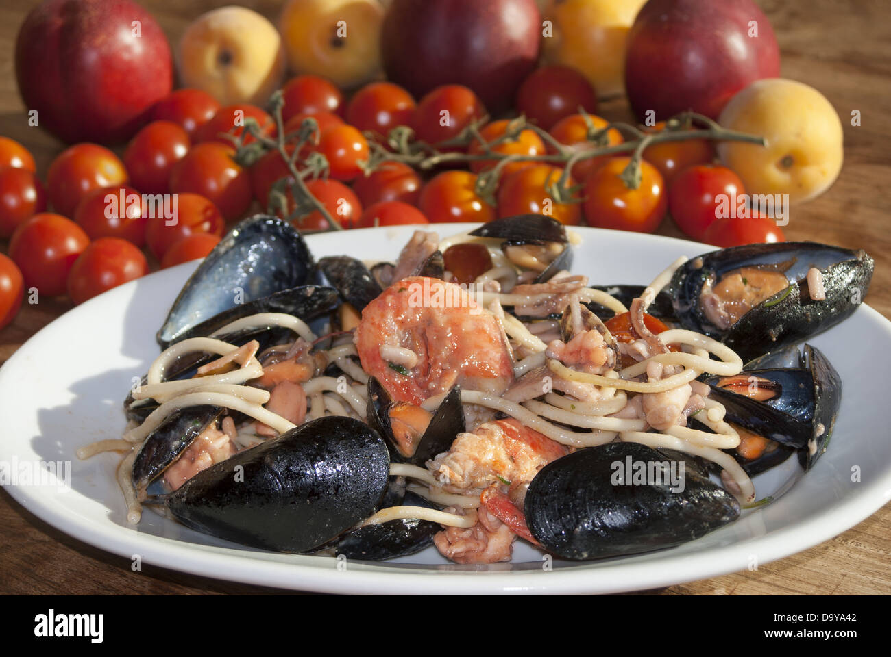 A Traditional And Typical Italian Dish Spaghetti Allo Scoglio Stock Photo Alamy