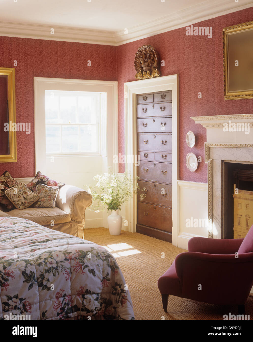 Red Wallpaper For Walls