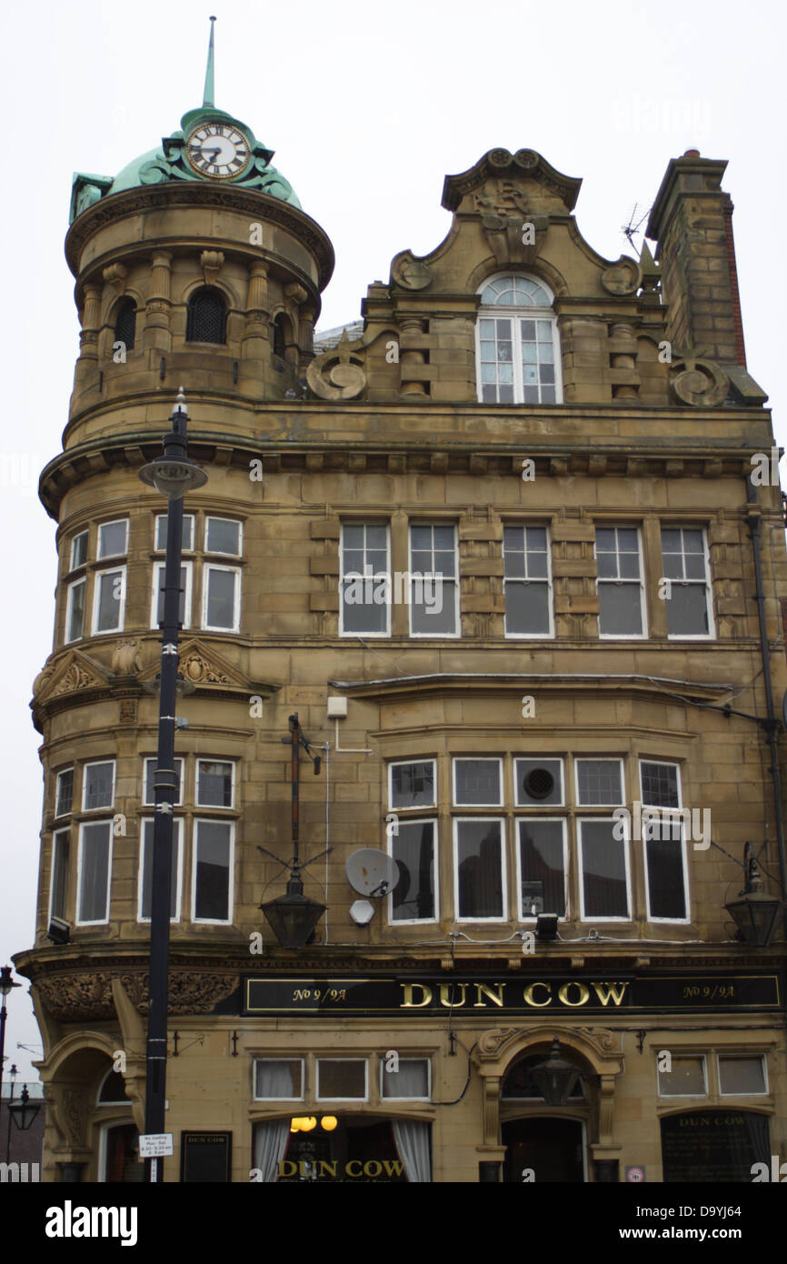 Dun Cow pub, a public house in Sunderland Stock Photo Alamy