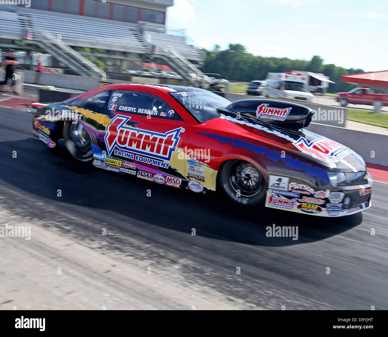 Martin, Michigan, USA. 28th June 2013. Pete Berner 6 (Extreme Pro Stock) leaves the starting