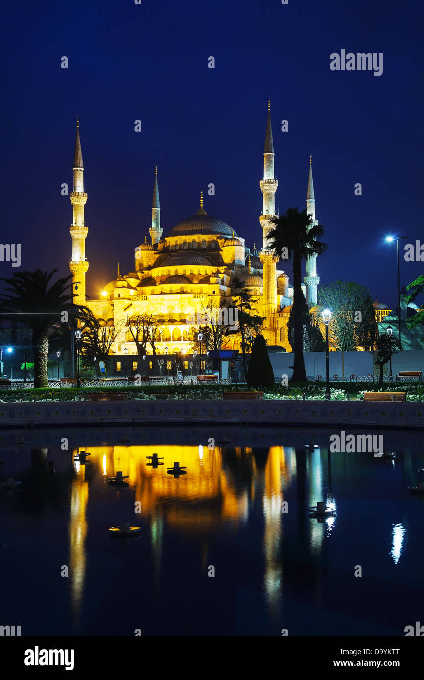 Sultan Ahmed Mosque (Blue Mosque) in Istanbul at the night time Stock ...