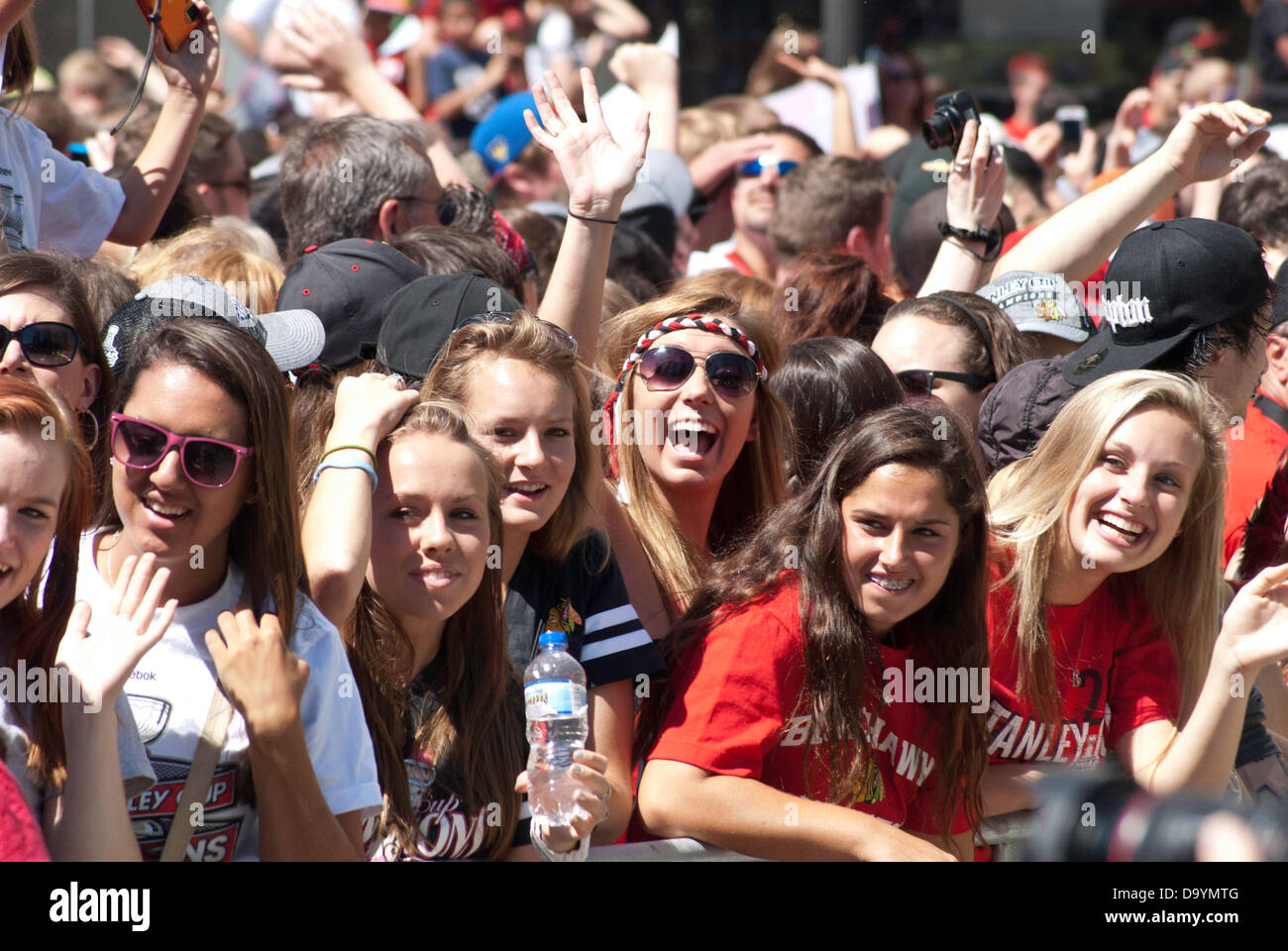Chicago, Illinois, USA. 28th June, 2013. Chicagoans celebrate the Chicago Blackhawks Stanley Cup