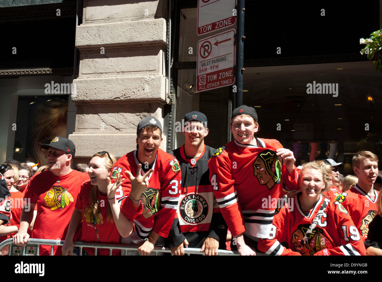 Jun 11, 2010 - Chicago, Illinois, U.S. - Fan carries fake Stanley cup on  Wacker Drive. Parade on Michigan Avenue to celebrate the Stanley Cup 2010  championship win of the Chicago Blackhawks