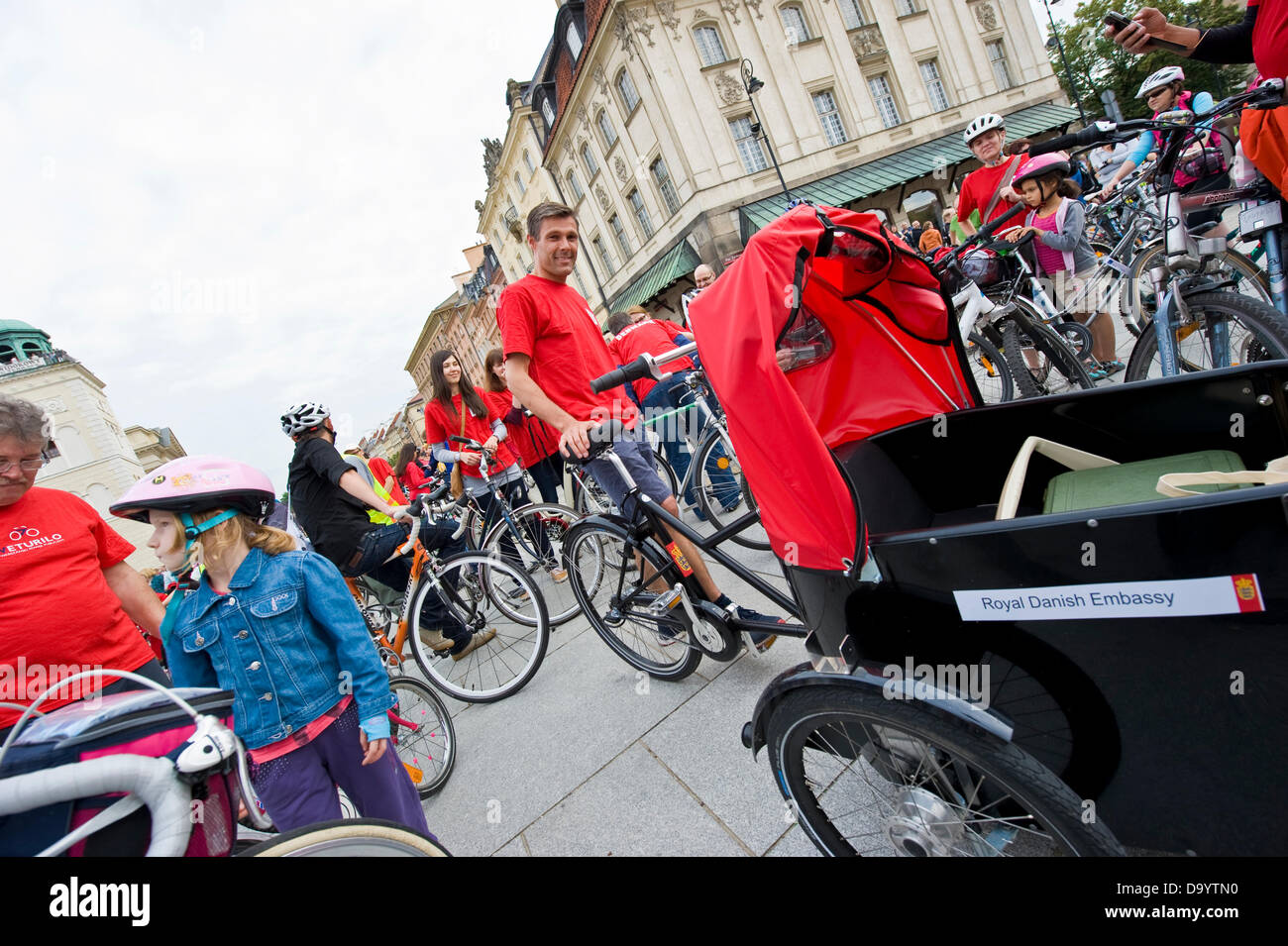 Warsaw, Poland - June 28th, 2013 - Hundreds of bicycle fans gathered on the Castle Square in the Old Town of Warsaw and lead by the Ambassador of Denmark - Steen Hommel - who even tried to make a speech in Polish, rode a 27-kilometer-route through the town.This was one in a series of similar events in the capital city of Poland. Credit:  Henryk Kotowski/Alamy Live News Stock Photo