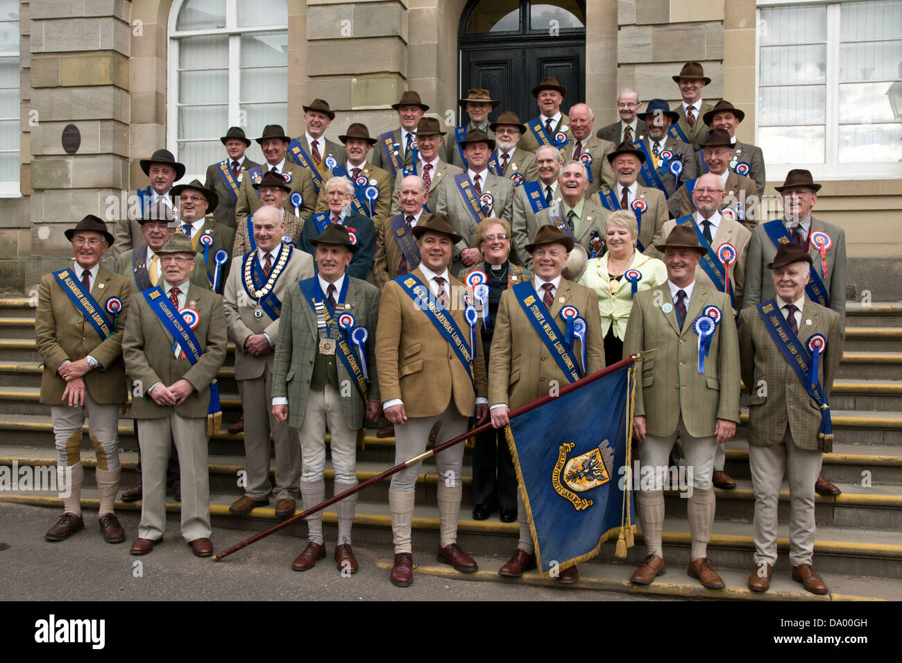 The Lords and the Provost (mayor) gather at Lanark Sheriff Court