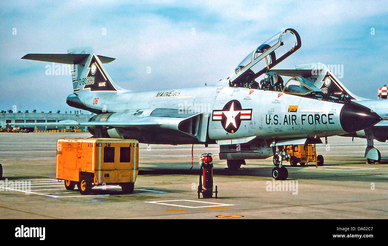 Voodoo jet plane hi-res stock photography and images - Alamy