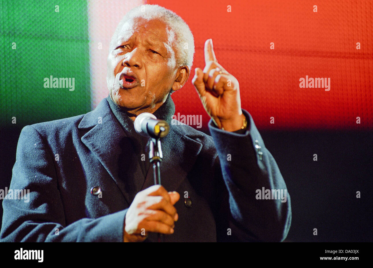 Nelson Mandela, finger raised, speaks at the Celebrate South Africa concert in Trafalgar Square, London, England, UK. Stock Photo