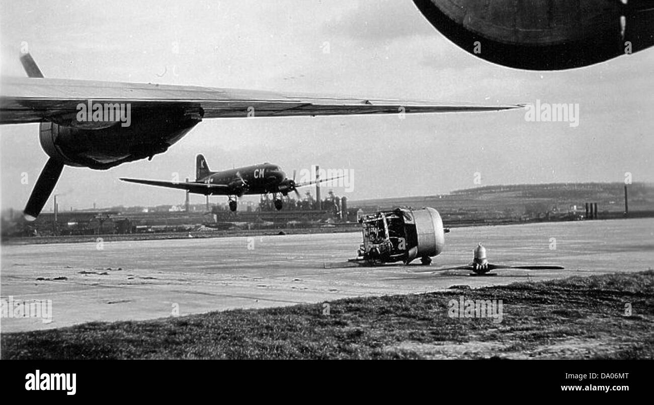 Carrier airborne squadron Black and White Stock Photos & Images - Alamy