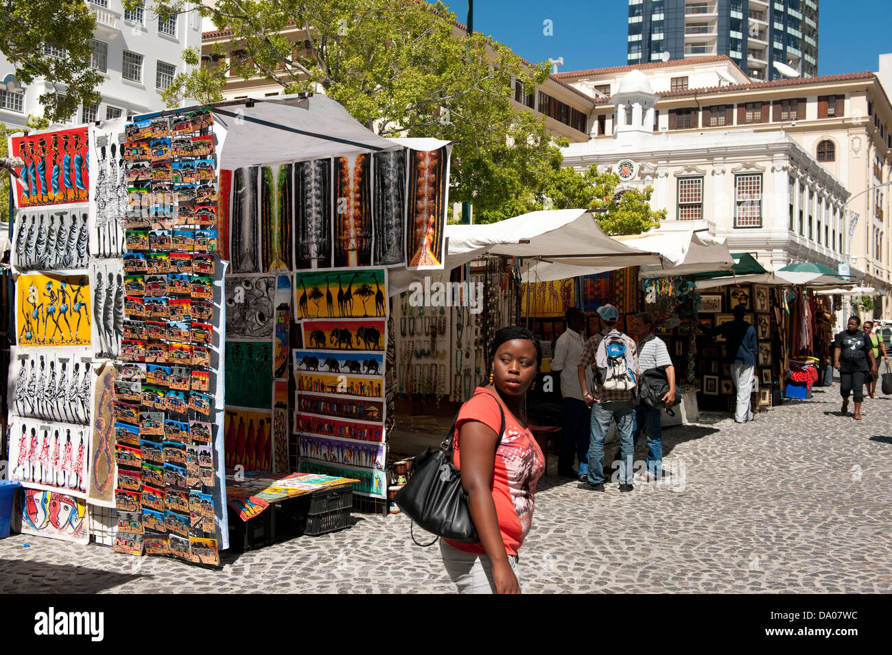 Cape town african art market hi-res stock photography and images - Alamy