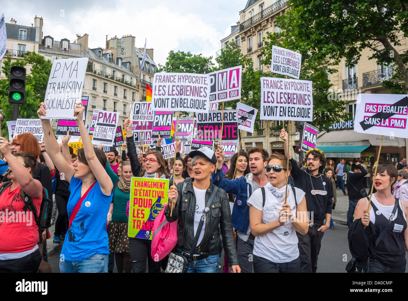 Paris, France, Large Crowd People, LGBT Groups Protesting in Annual Gay Pride March, 'Oui, OUi, Oui, (Collective) Holding Signs in Support of Legalizing Surrogate Motherhood Rights (PMA) gay rights struggle, young lesbians and gay men Stock Photo