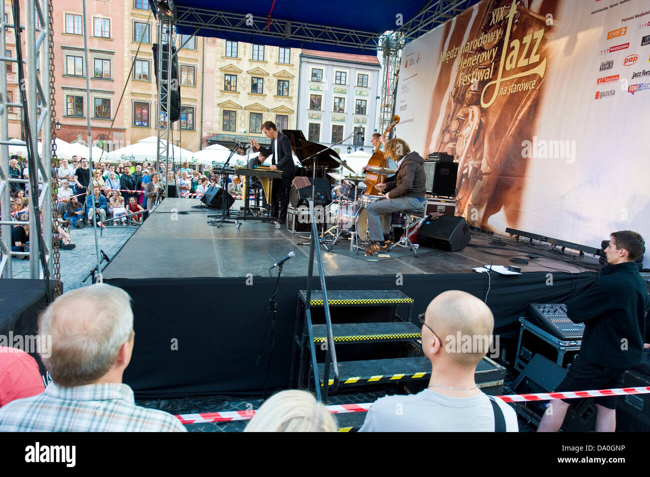 Warsaw, Poland - June 29th, 2013 - The Old Town's Square is the venue of annual summer jazz-related free-of-charge Saturday concerts. On stage -  Pascal Schumacher from Grand-Duché de Luxembourg on vibraphone, accompanied by Franz von Chassy - piano, Christophe Devisscher - double-bass, Jens Düppe on drums. Credit:  Henryk Kotowski/Alamy Live News Stock Photo