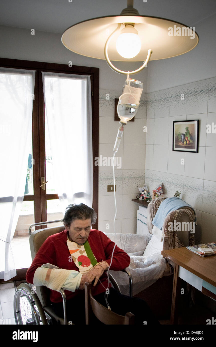 Elderly with Alzheimer's disease. Cuggiono, Milan province, Italy Stock Photo