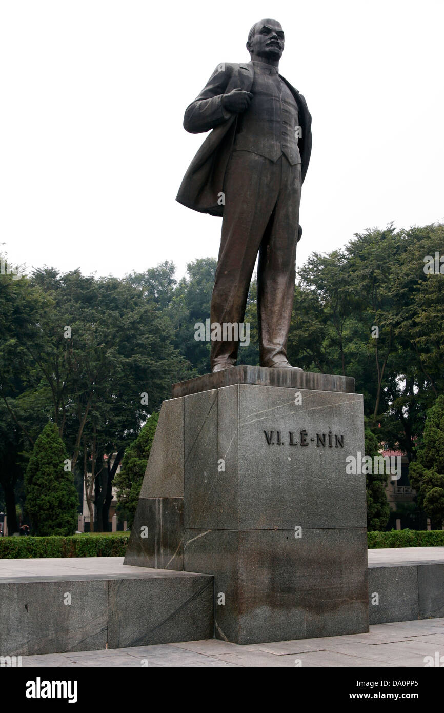 Lenin statue in Hanoi, Vietnam Stock Photo Alamy