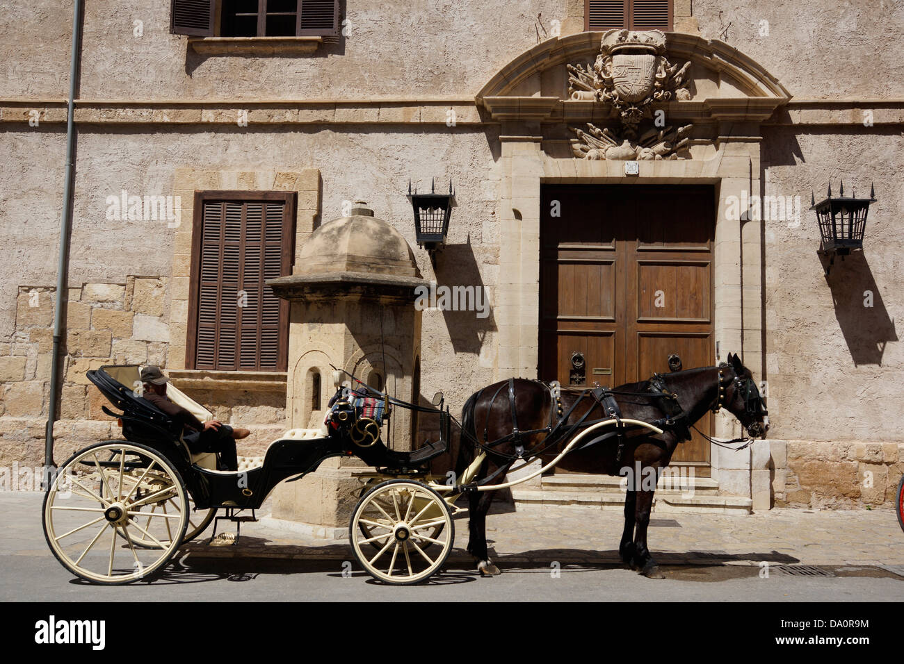 horse carriage in front of the almudaina royal palace, palma de mallorca, mallorca, spain Stock Photo