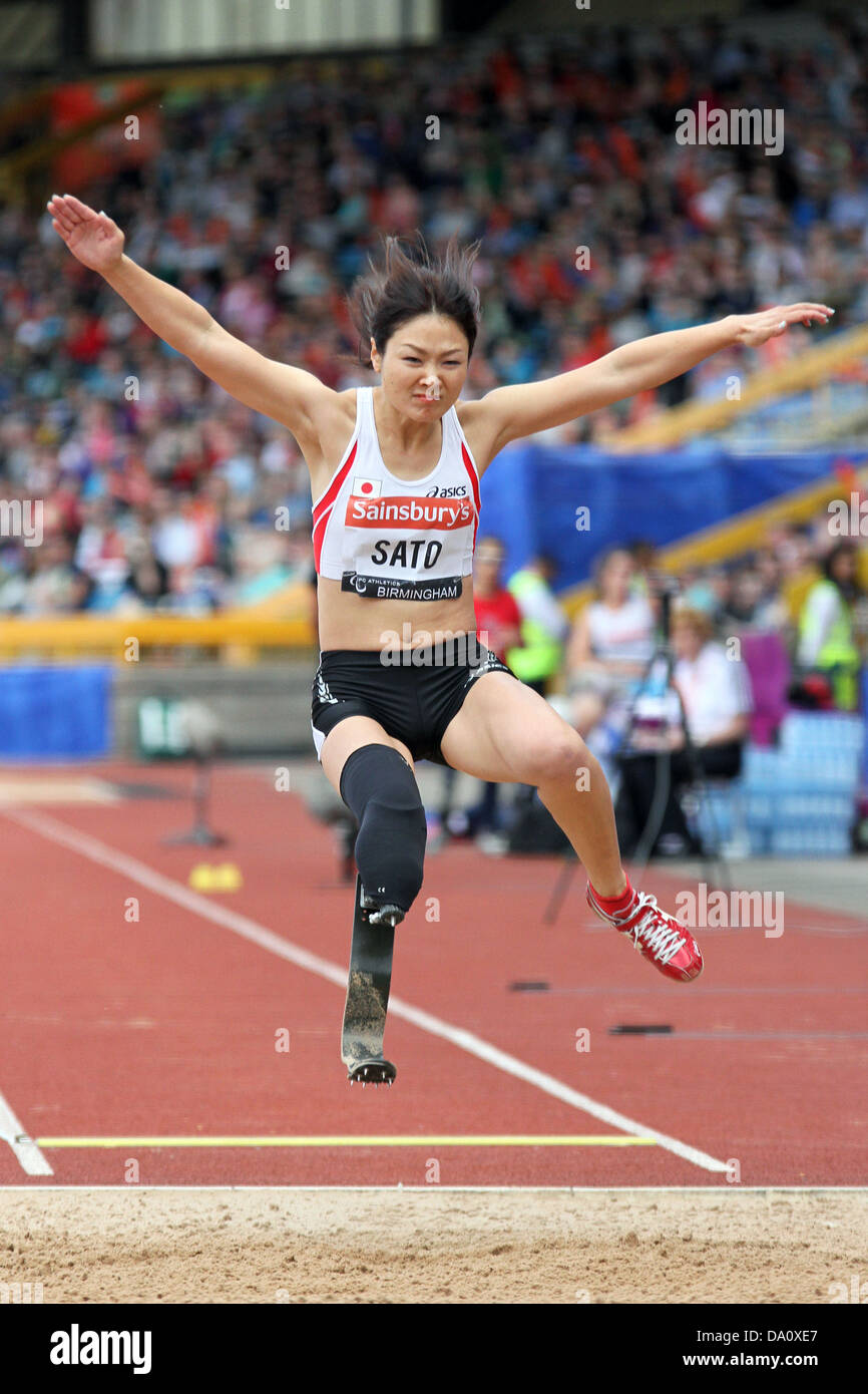 Long jump hi-res stock photography and images - Page 4 - Alamy
