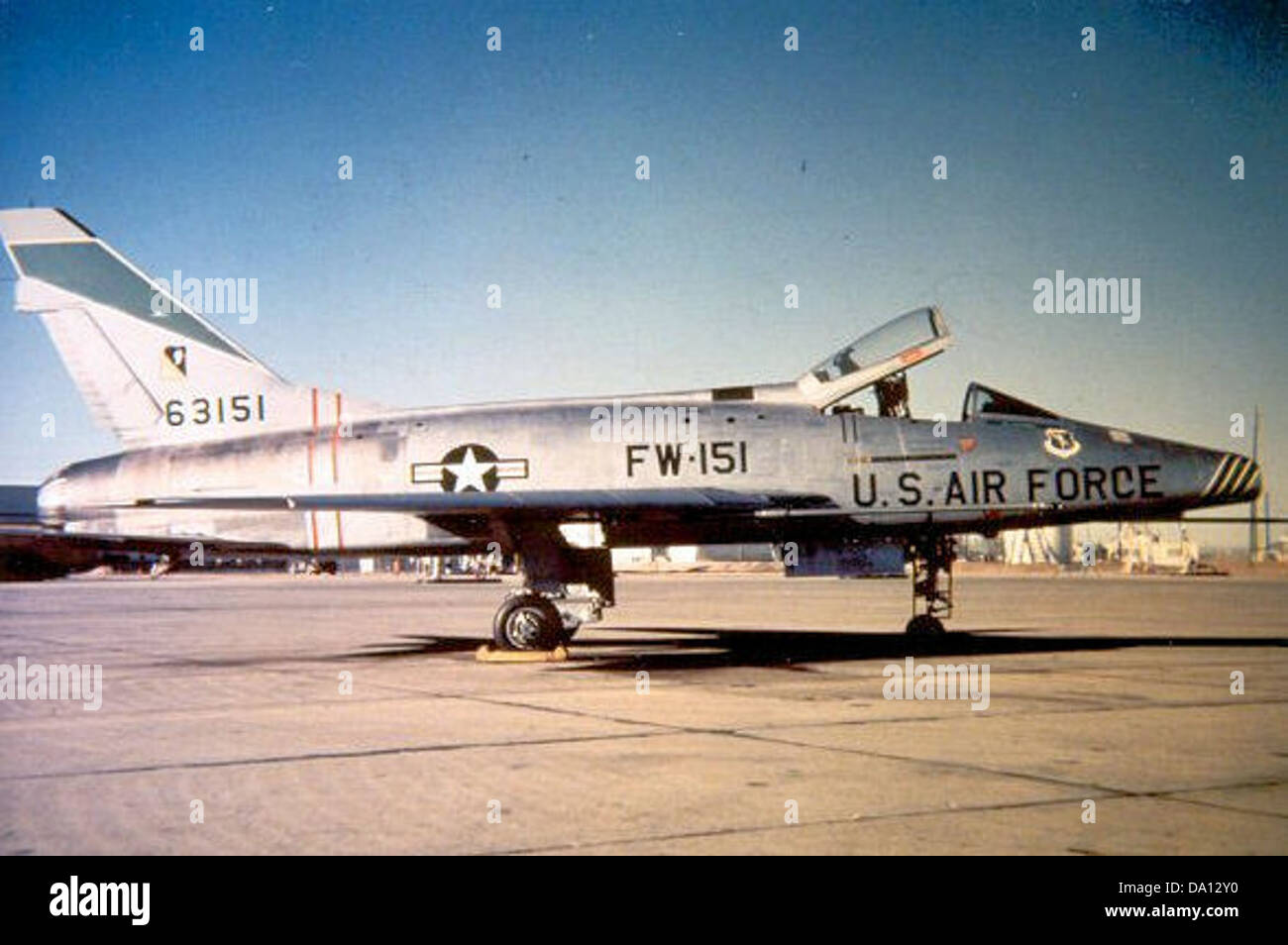 481st Tactical Fighter Squadron - North American F-100D-75-NA Super ...