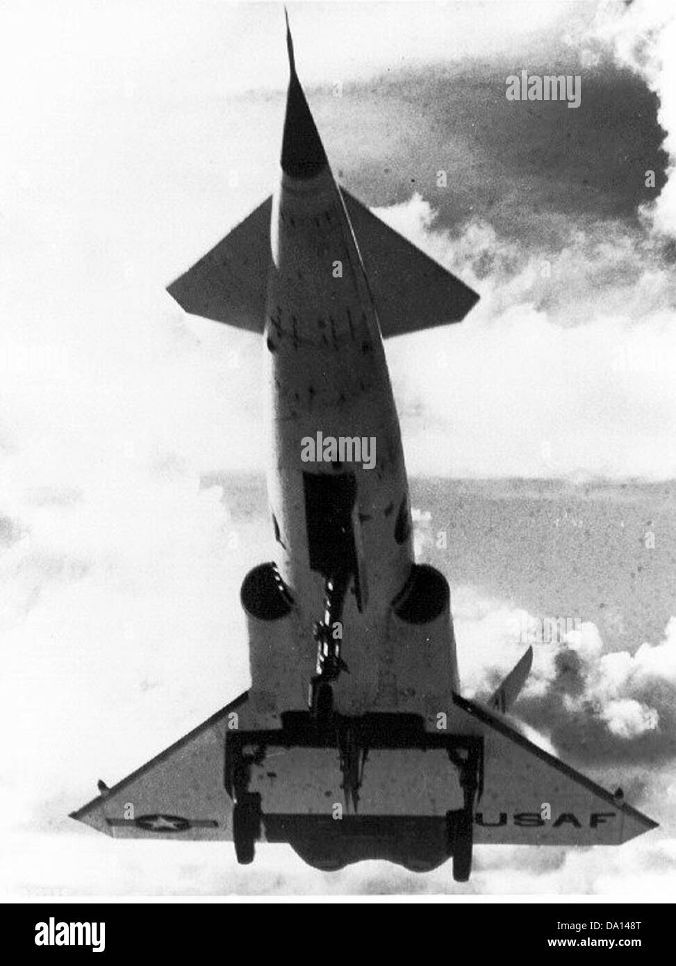 The X-10 was an experimental drone used by the United States for missile and aircraft research. On 24 September 1958, it conducted a flight from a skid strip, testing its capabilities for unmanned operations. This was part of ongoing efforts to develop advanced missile systems and aerial technology during the Cold War era. Stock Photo
