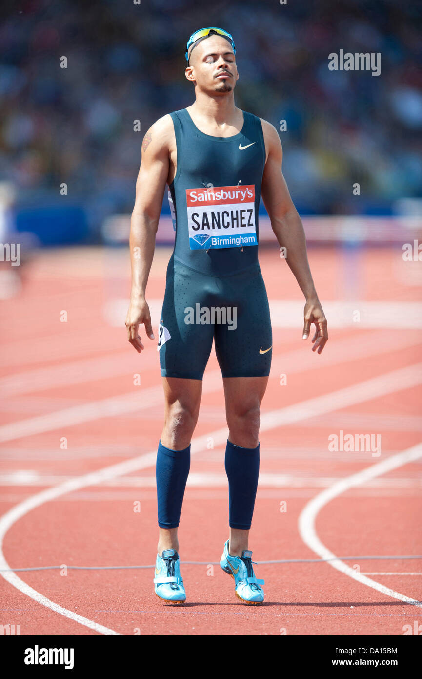 Birmingham, UK. 30th June 2013. Félix Sánchez of the Dominican Republic prepares himself to compete in the 400m men's hurdles at the 2013 Sainsbury's Birmingham Grand Prix IAAF Diamond League meeting. Sánchez is the reigning Olympic champion in this event. Credit:  Russell Hart/Alamy Live News. Stock Photo