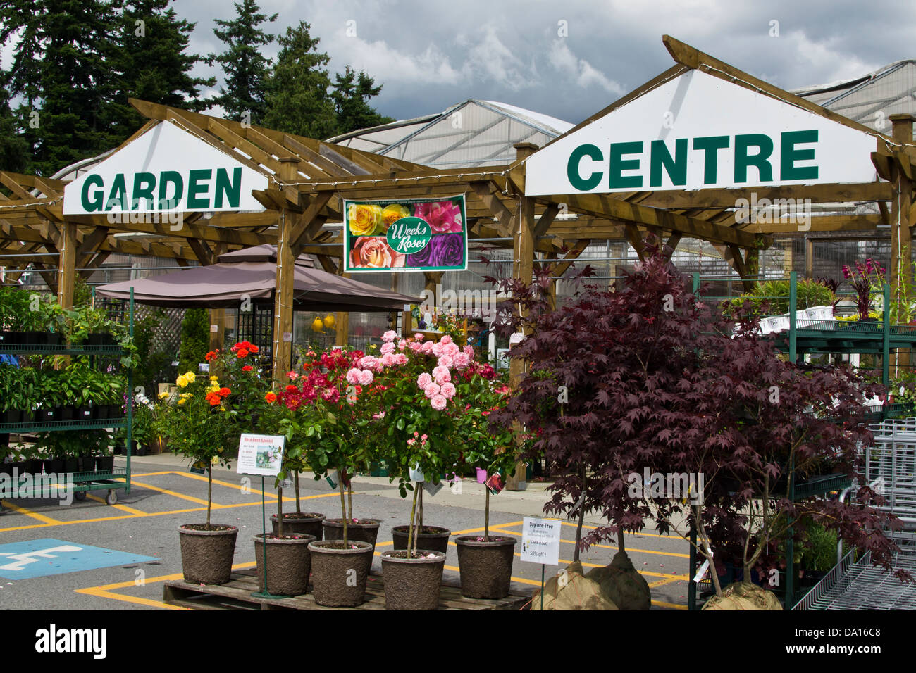 Garden centre hires stock photography and images Alamy