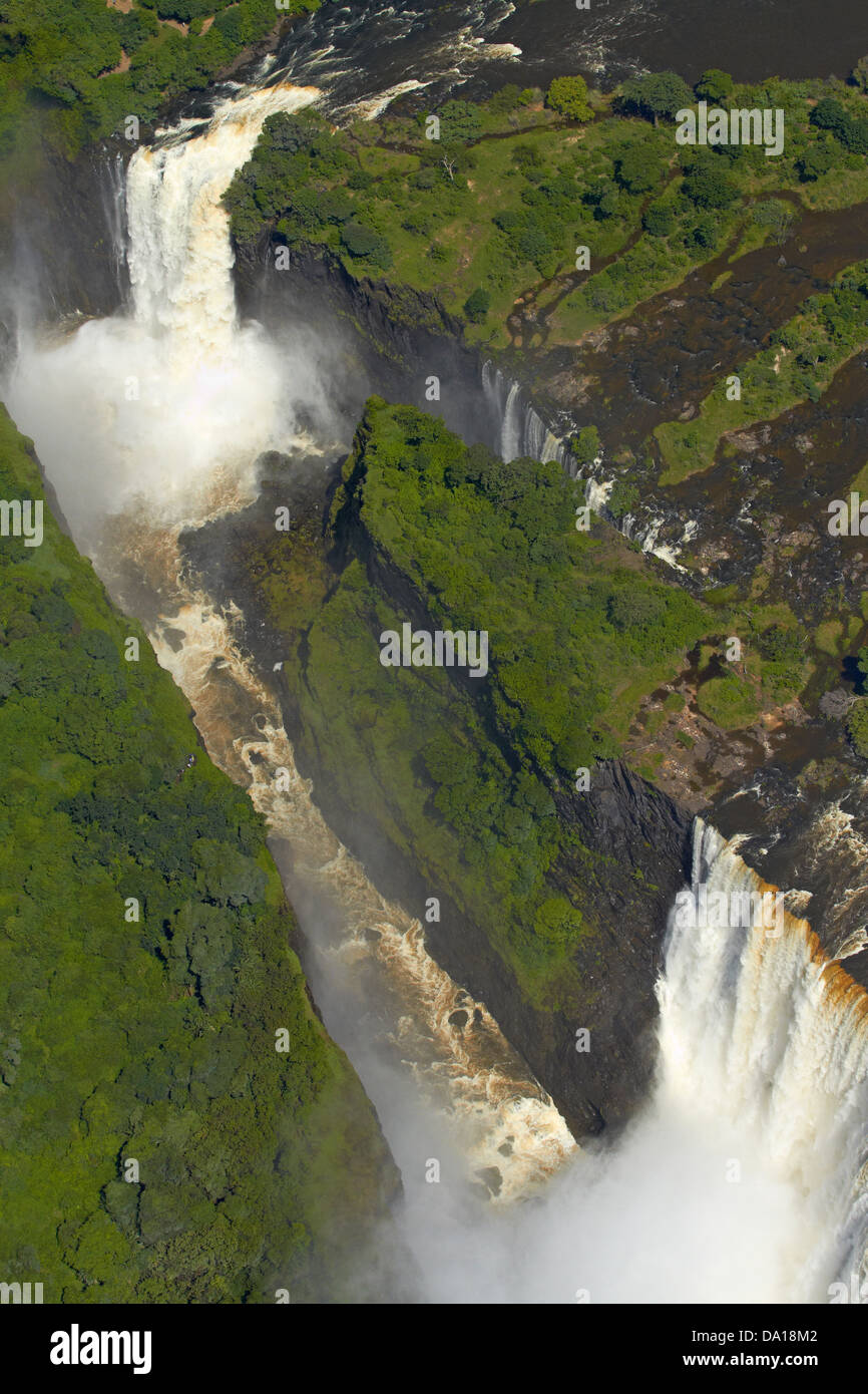 Devil's Cataract, Victoria Falls or 'Mosi-oa-Tunya' (The Smoke that Thunders), and Zambezi River, Zimbabwe / Zambia border Stock Photo