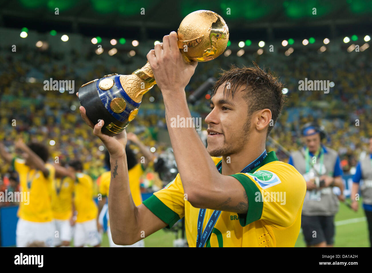 Page 3 Fifa Confederations Cup Trophy High Resolution Stock Photography And Images Alamy Page 3 Fifa Confederations Cup Trophy High Resolution Stock Photography And Images Alamy
