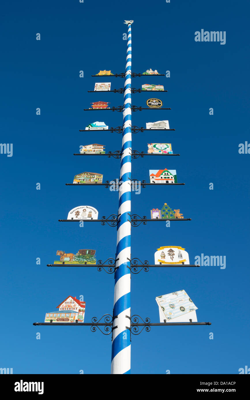 Maypole sign hi-res stock photography and images - Alamy