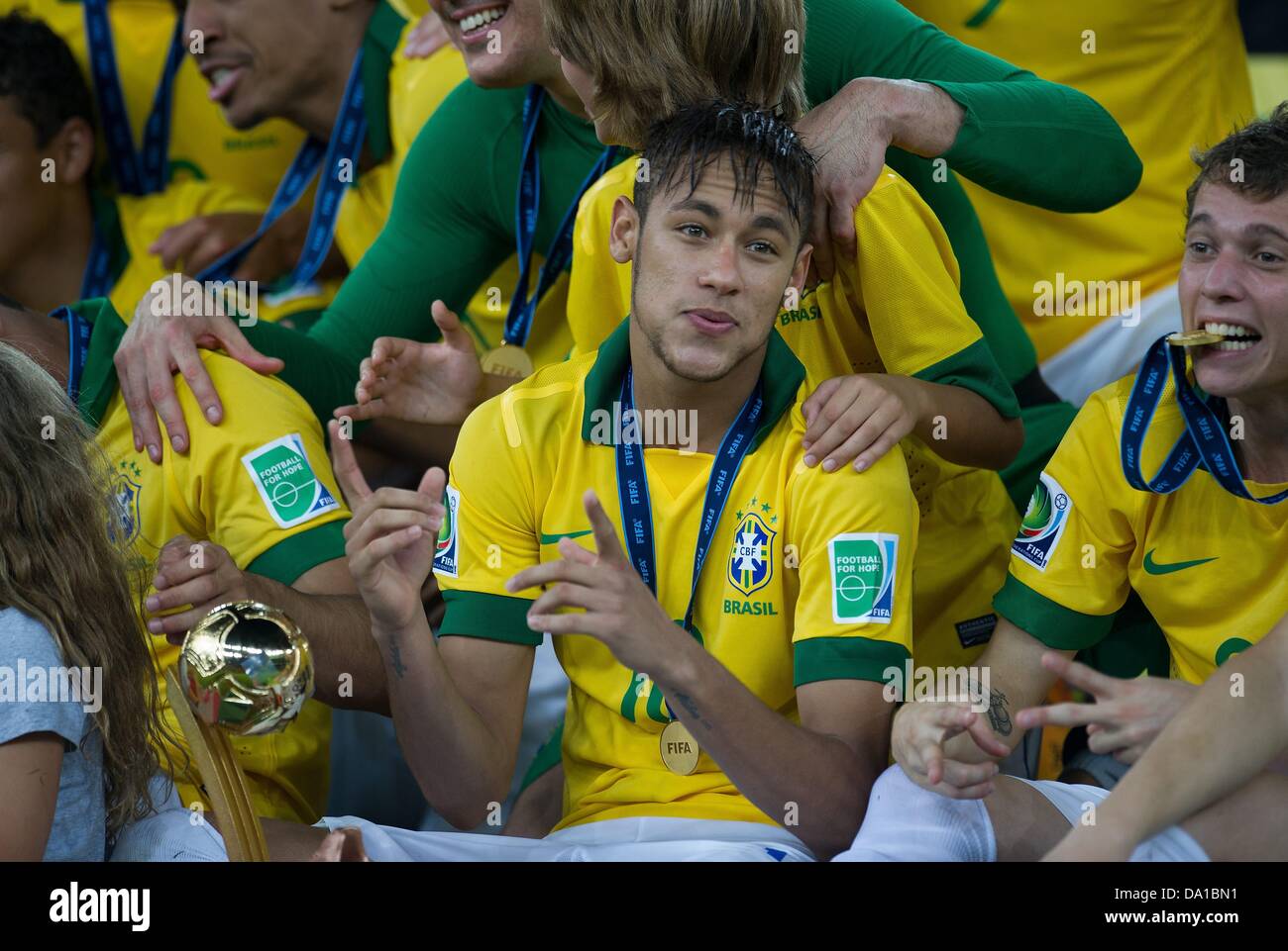Rio de Janeiro, Brazil. 30 June 2013, Confederations Cup final, Brazil v Spain 3-0: Neymar celebrates. Credit:  dpa picture alliance/Alamy Live News Stock Photo