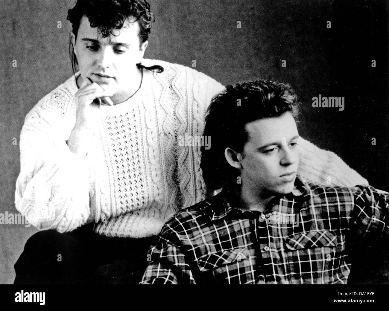 TEARS FOR FEARS Promotional photo of UK pop duo  Roland Orzabal (right) and Curt Smith in  February 1985 Stock Photo