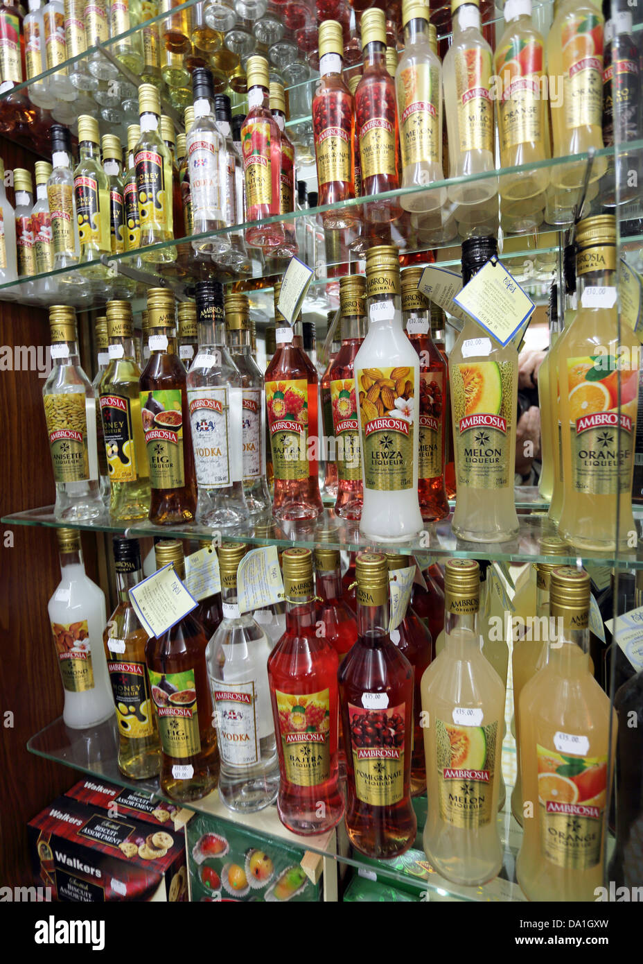 Alcohol bottles spirits liqueurs hires stock photography and images