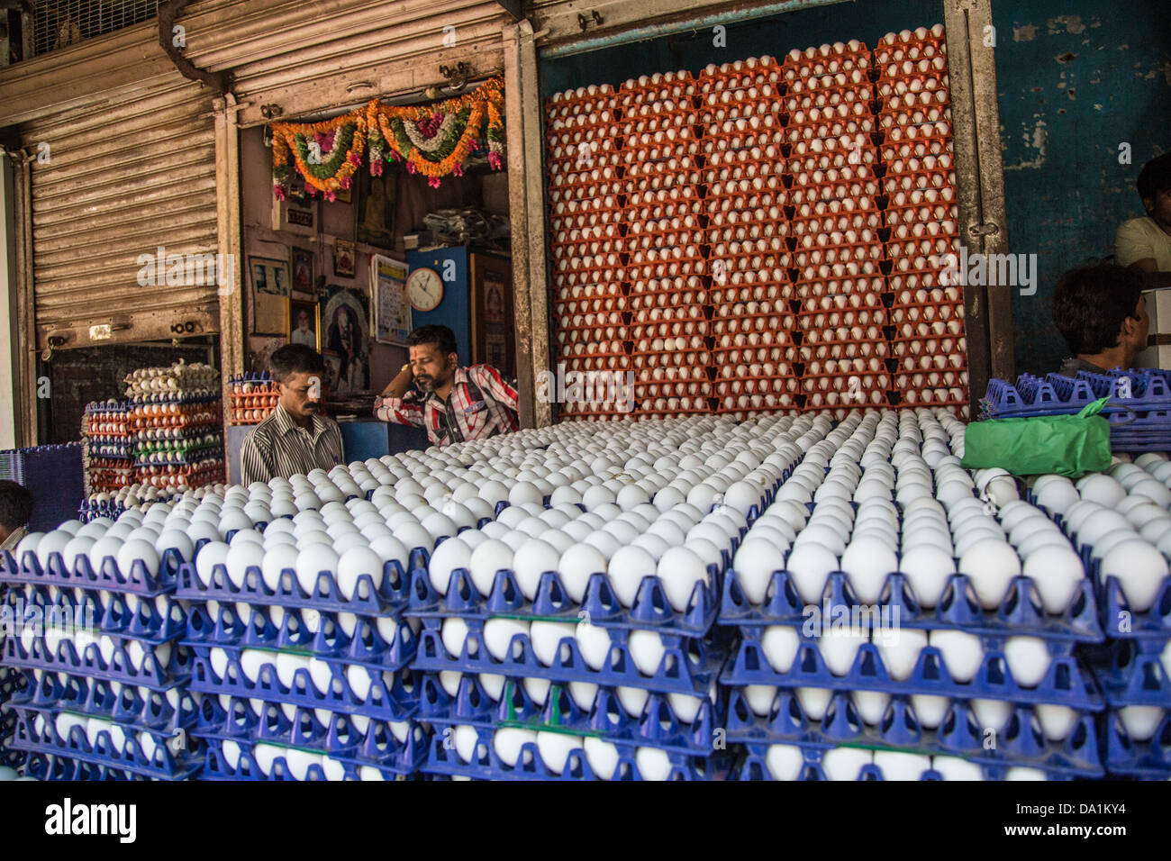 Egg shop india hi-res stock photography and images - Alamy