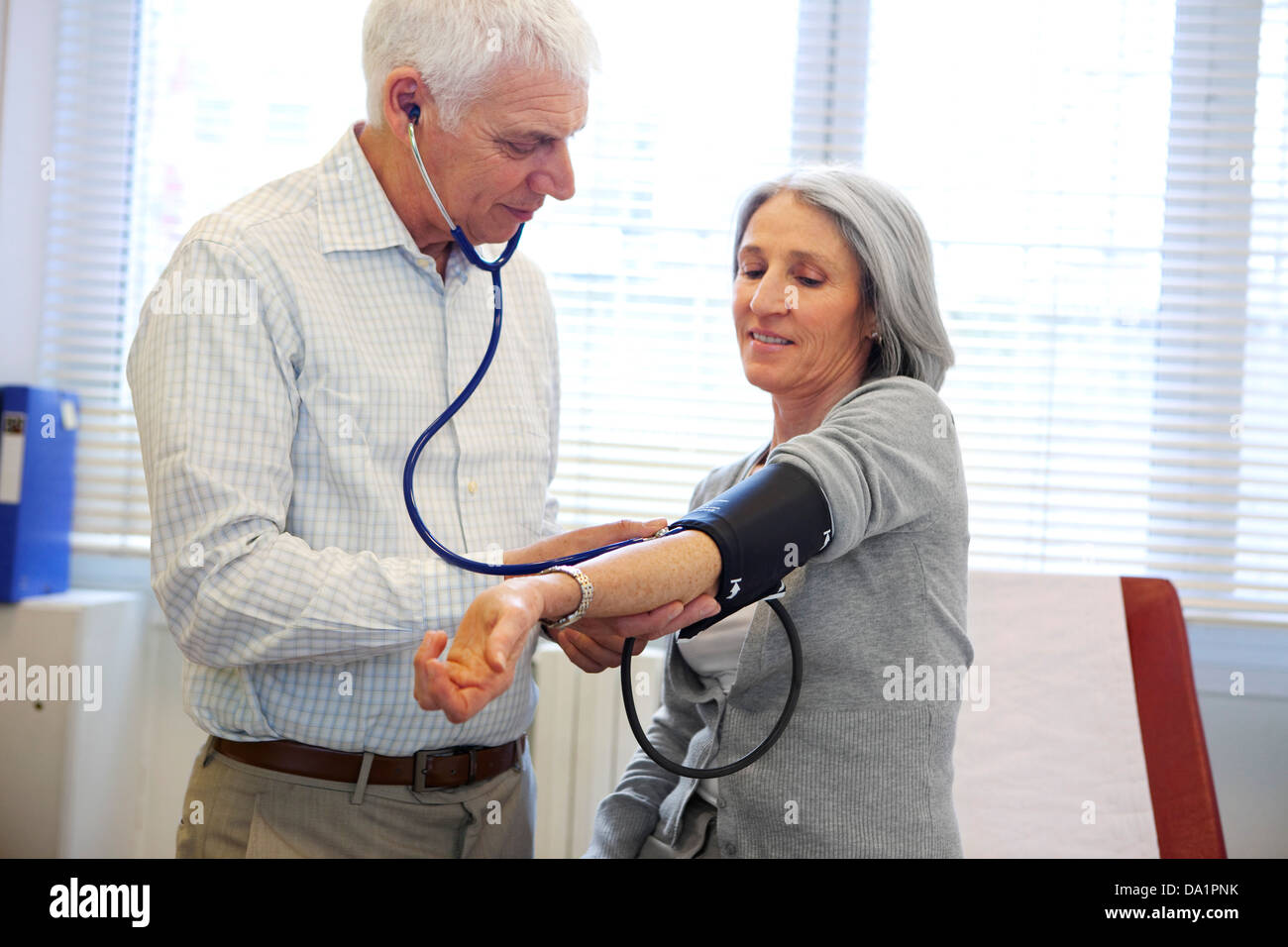 Doctor office 50 blood pressure hi-res stock photography and images - Alamy