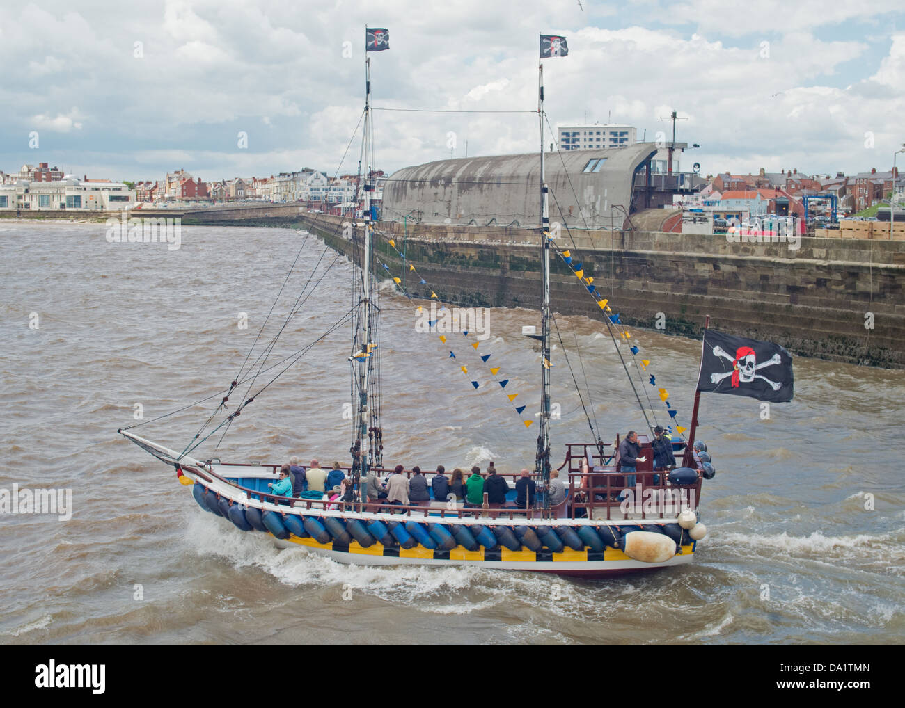 Pirate tourist boat leaving Bridlington Harbour Stock Photo