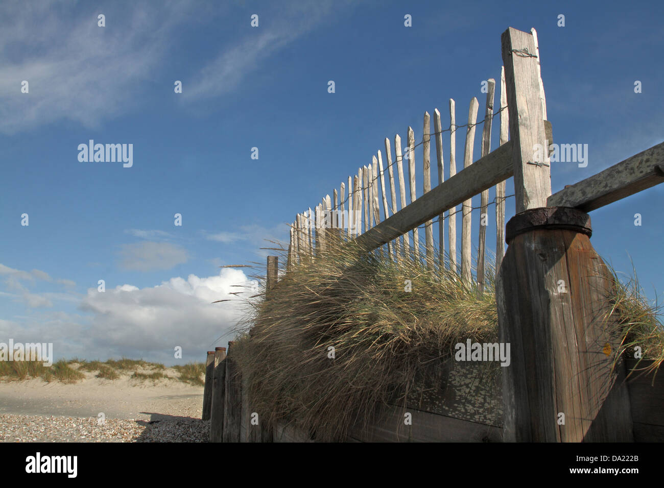Blue skies happy days hi-res stock photography and images - Alamy