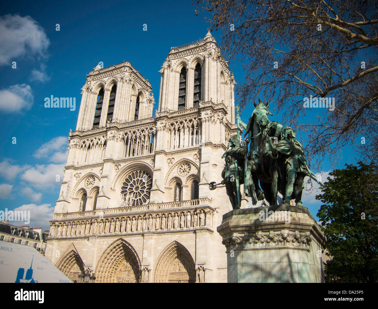 Statue charlemagne hi-res stock photography and images - Alamy