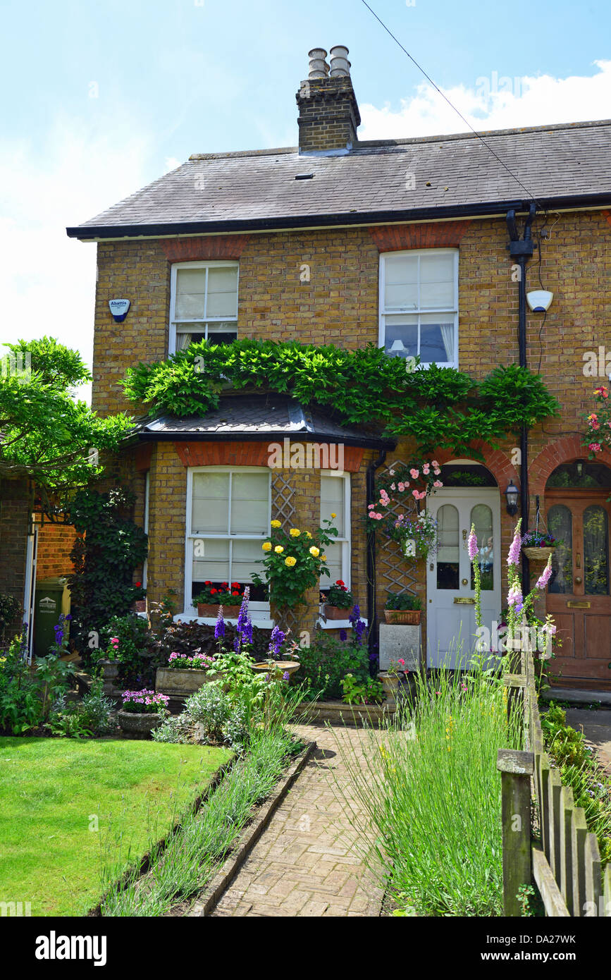 Terraced house with garden, Church Street, Sunburyon Thames, Surrey