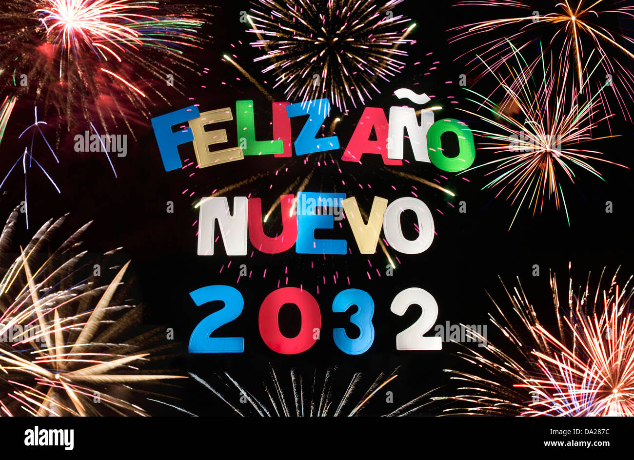 Feliz ano nuevo 2032 hi-res stock photography and images - Alamy