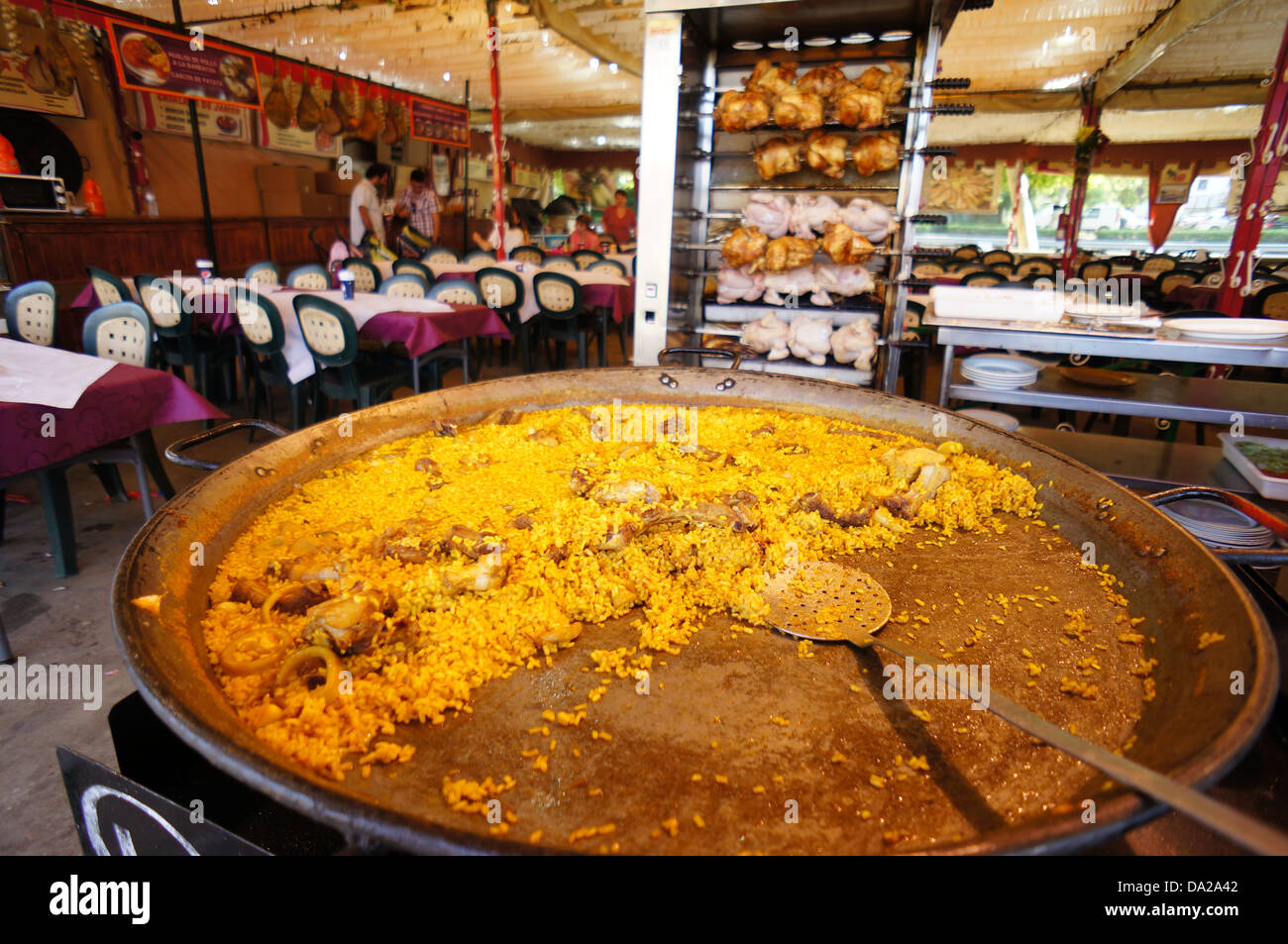 How its made rice hi-res stock photography and images - Alamy