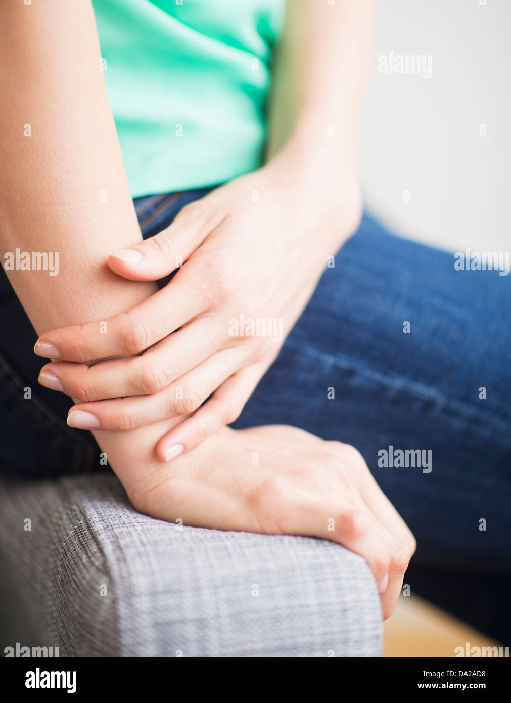 Human hands close up hi-res stock photography and images - Alamy