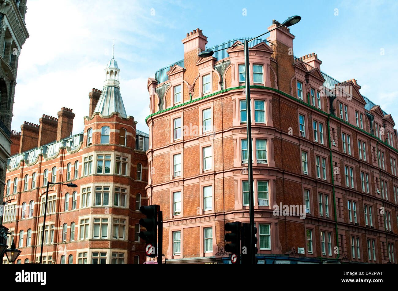 Tiverton Mansions, Gray's Inn Road, Holborn, London, UK Stock Photo