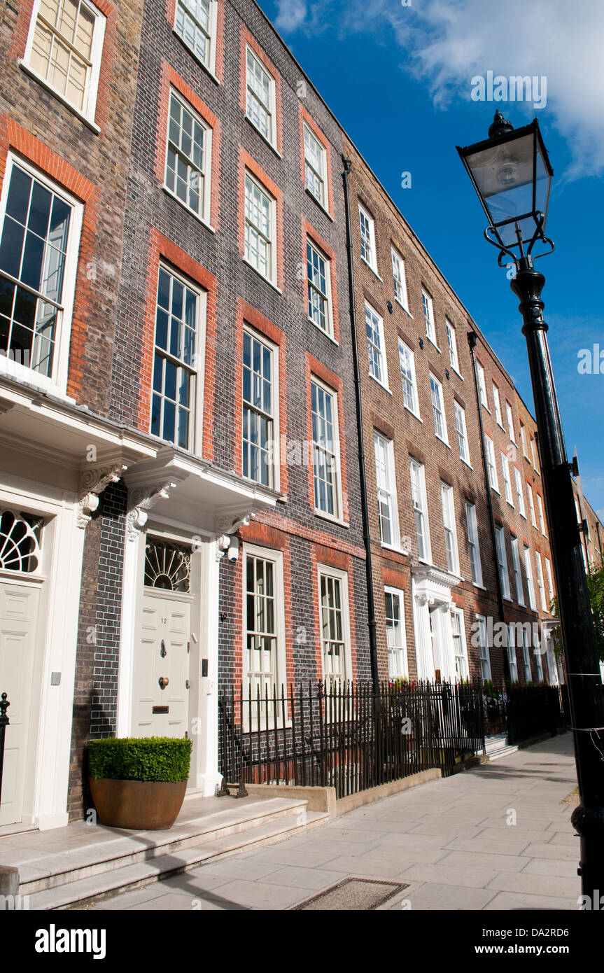 Terrace Houses London Stock Photos & Terrace Houses London Stock Images