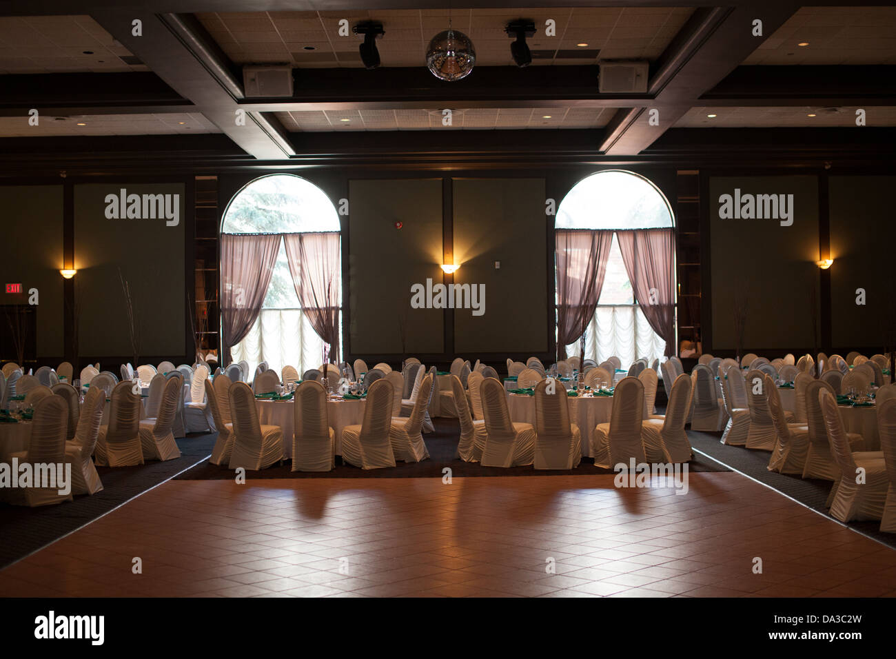 banquet hall party dance floor Stock Photo Alamy