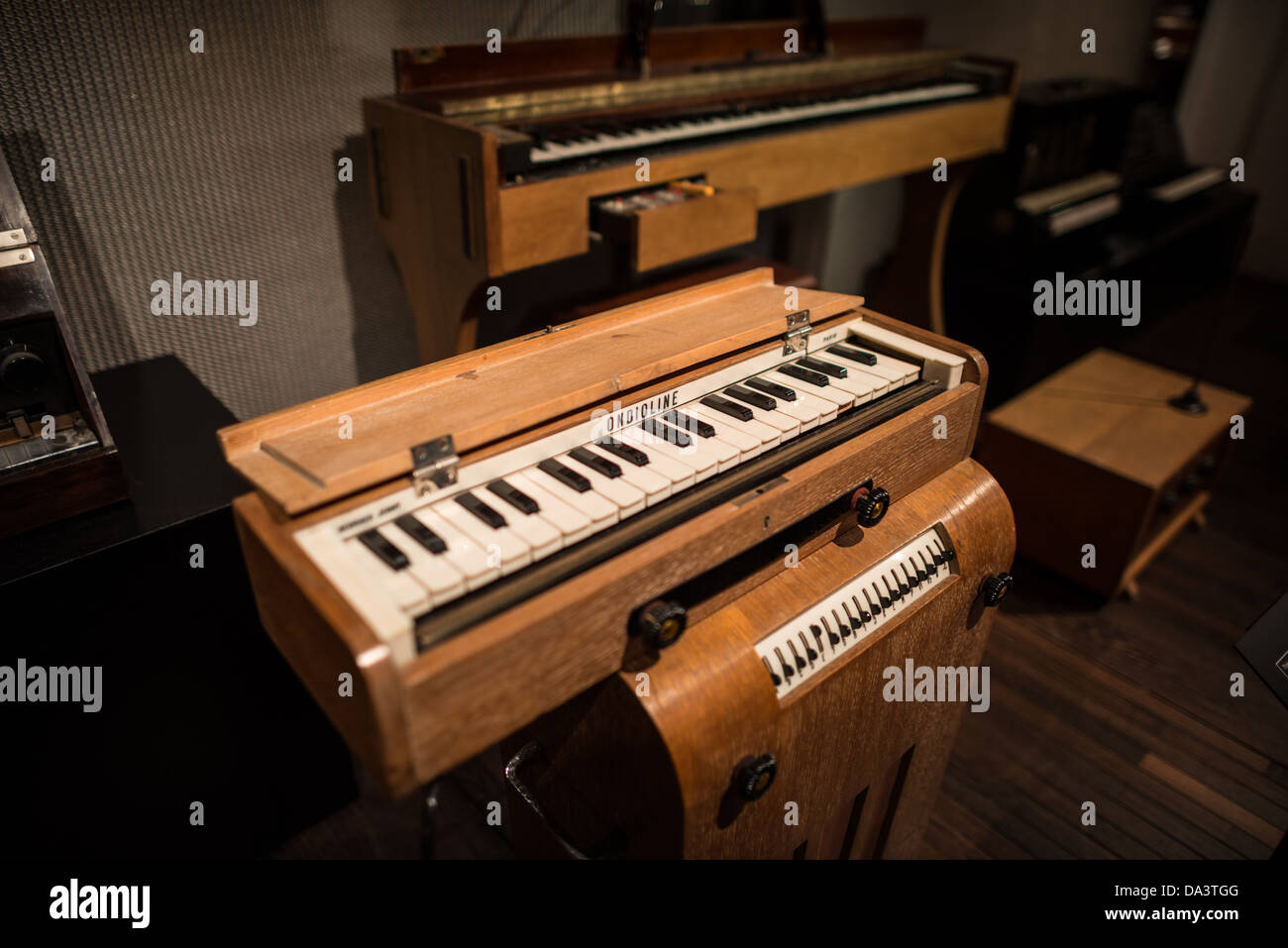 BRUSSELS, Belgium - An Ondioline keyboard on display at the Musical Instrument Museum in Brussels. The Musee des Instruments de Musique (Musical Instrument Museum) in Brussels contains exhibits containing more than 2000 musical instruments. Displays include historical, exotic, and traditional cultural instruments from around the world. Visitors to the museum are given handheld audio guides that play musical demonstrations of many of the instruments. The museum is housed in the distinctive Old England Building. Stock Photo