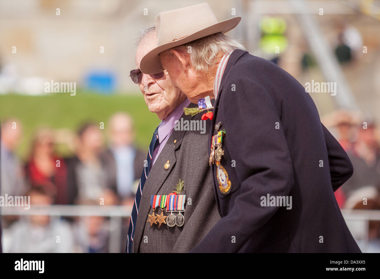 Thousands attend Anzac Day marches across Australia to pay respects to ...