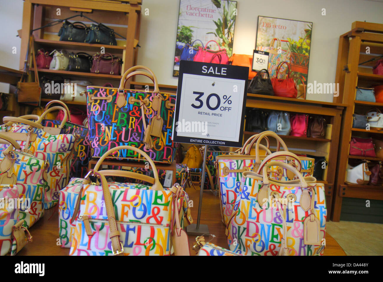 Vero Beach Florida,Vero Fashion shopper shoppers shop