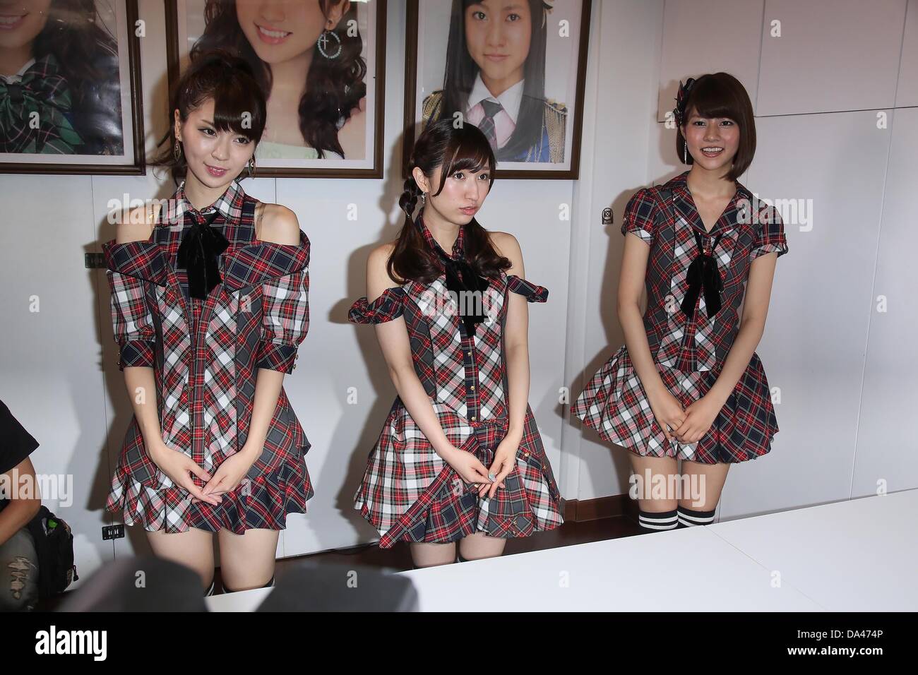 AKB48 member Kikuchi Ayaka, Katayama Haruka and Abe Maria held